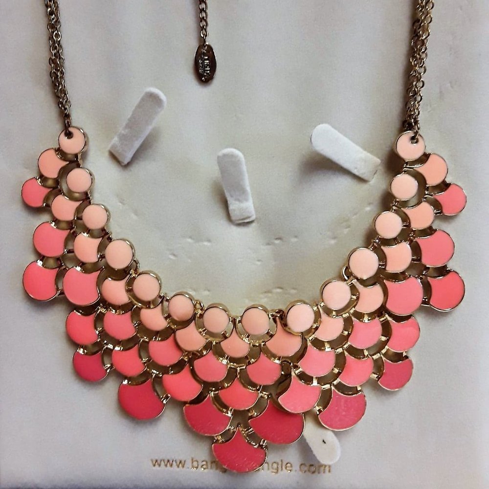 Amrita Singh (NIB) Bib Necklace Peach/Coral